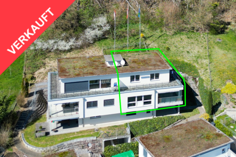 Lichtdurchflutetes Wohnerlebnis mit Balkon, Lift und Alpenpanorama